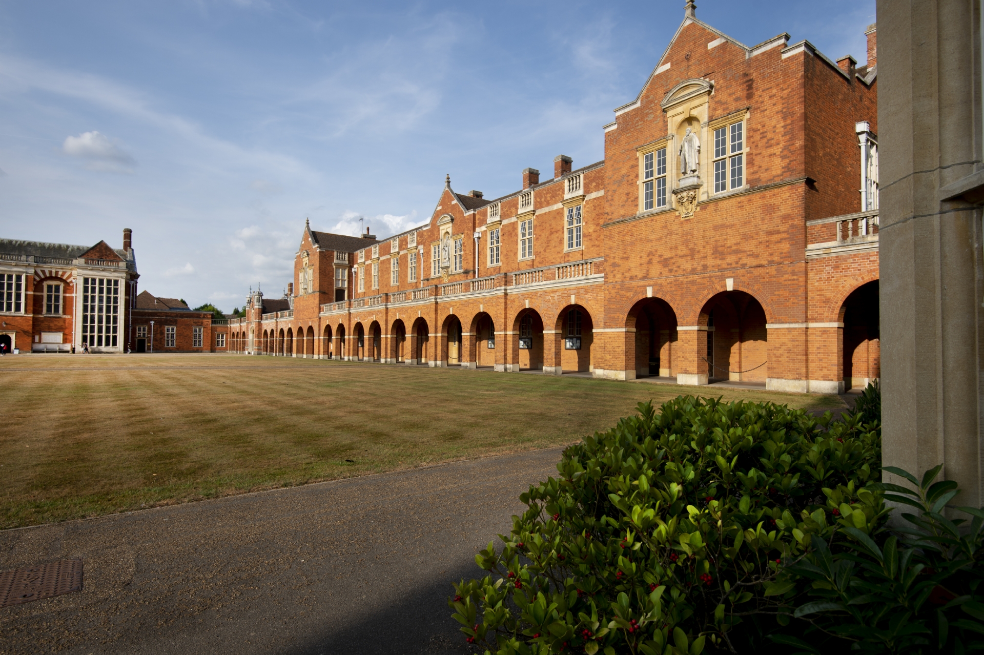 CHRIST'S SCHOOL