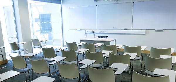 UNIVERSITY_COLLEGE_CLASSROOM.jpg
